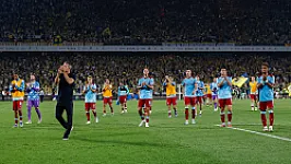 PraatMee | Was dit Feyenoord goed genoeg voor de Champions League?