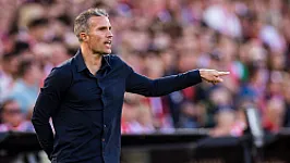 Van Persie komt met update wanneer Read waarschijnlijk weer inzetbaar is