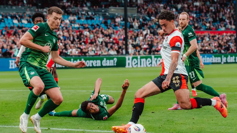 VI: 'NAC dichtbij komst Feyenoord-verdediger'