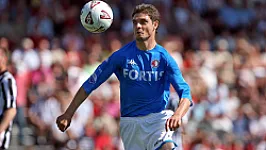 Feyenoords zoektocht naar een spits: hoop of herhaling van fouten