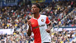 'Feyenoord wil het contract van Slory verlengen'
