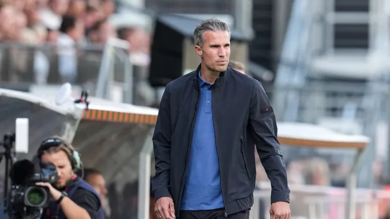 Meerdere basisspelers niet aanwezig op openbare training
