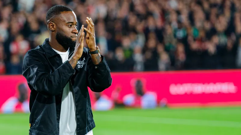 Duidelijke boodschap van Geertruida richting Feyenoord: 'Jaja honderd procent'