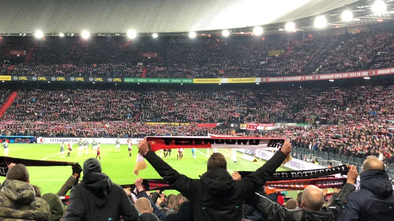 'Minimaal vijftien punten halen en voor directe plaatsing bij de laatste zestien gaan'