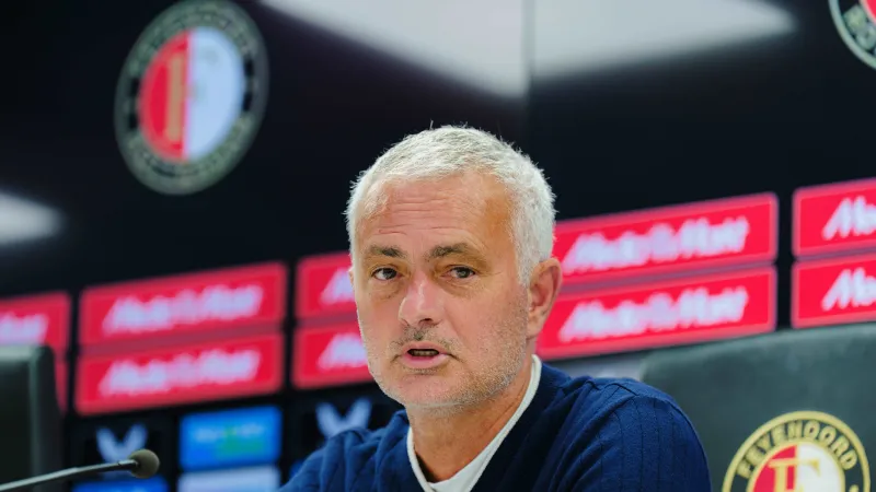 'Plaaggeest Feyenoord casht enorm na ontslag'
