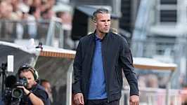 OPSTELLING | Van Persie heeft keuze op het middenveld gemaakt