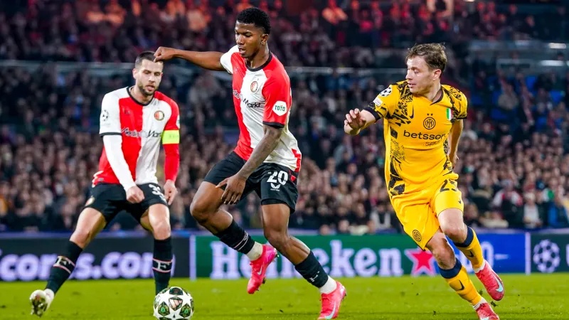 'Jeyland Mitchell in de belangstelling van Europa League-tegenstander Feyenoord'