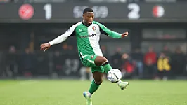 Zépiqueno Redmond vertrekt tijdelijk bij Aston Villa
