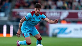 INTERLANDPERIODE | Bos maakt negentig minuten vol tijdens overwinning