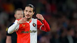 'In het geval Hadj Moussa lijkt de zaak ondanks de verklaring van Van Persie een kansloze ’case’'