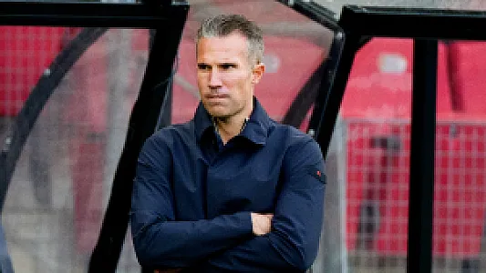 Kritiek op Van Persie: 'Zijn wissels vielen niet goed uit'