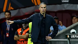 Van Persie verdedigt keuzes: 'Daar heb ik absoluut geen spijt van'