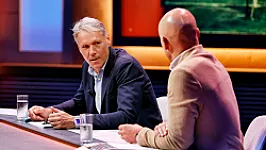 Van Basten duidelijk: 'Europees voorrang geven'