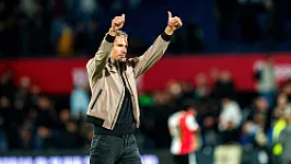 Van Persie: 'Ik denk ook dat iedere supporter die waardering over en weer voelt'