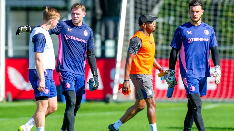 'Dat is maar goed ook want als spits had ik Feyenoord nooit gehaald'