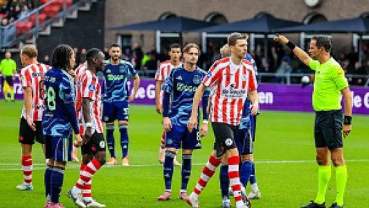 EREDIVISIE | SC Heerenveen wint dankzij twee goals in de laatste minuten