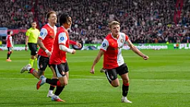 Feyenoord wint na spannend voetbalgevecht van FC Utrecht