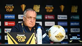 'Advocaat op weg naar het WK'