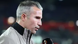 'Van Persie laat spelers landen'