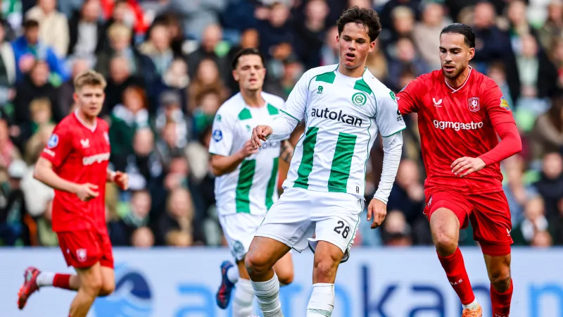 EREDIVISIE | PSV wint met ruime cijfers van AZ
