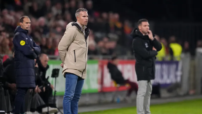 Van Persie: 'Als je naar de eerste helft kijkt vond ik dat misschien wel de minste eerste helft van ons'