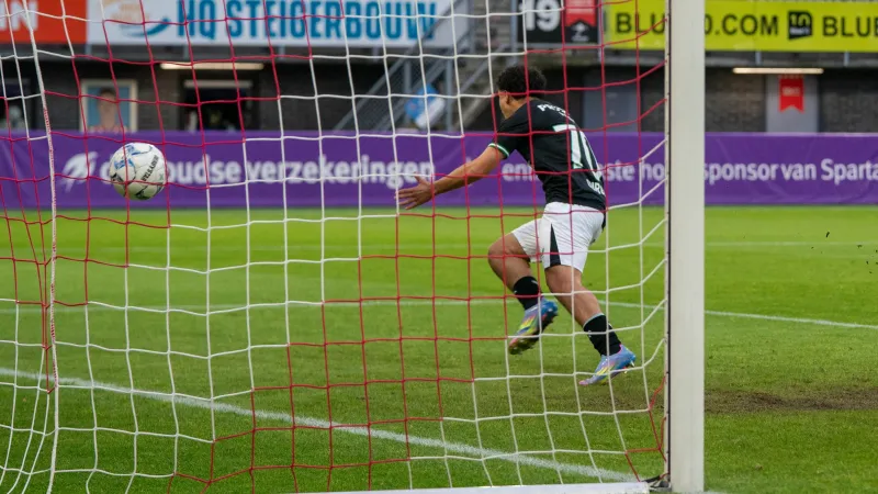 'Uiteindelijk is hij binnenkort achttien en heeft nog niet bij het eerste gezeten'
