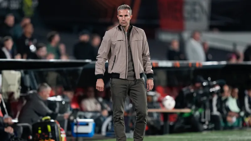 Van Persie geeft uitleg over keuze voor Targhalline: 'Dat is een van de redenen'