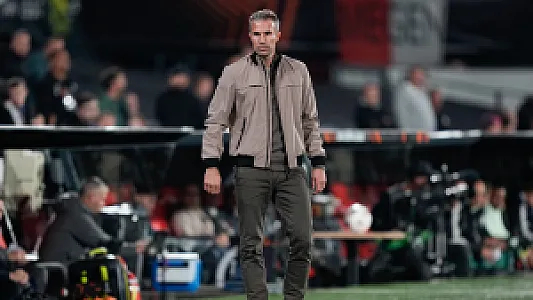 Van Persie geeft uitleg over keuze voor Targhalline: 'Dat is een van de redenen'