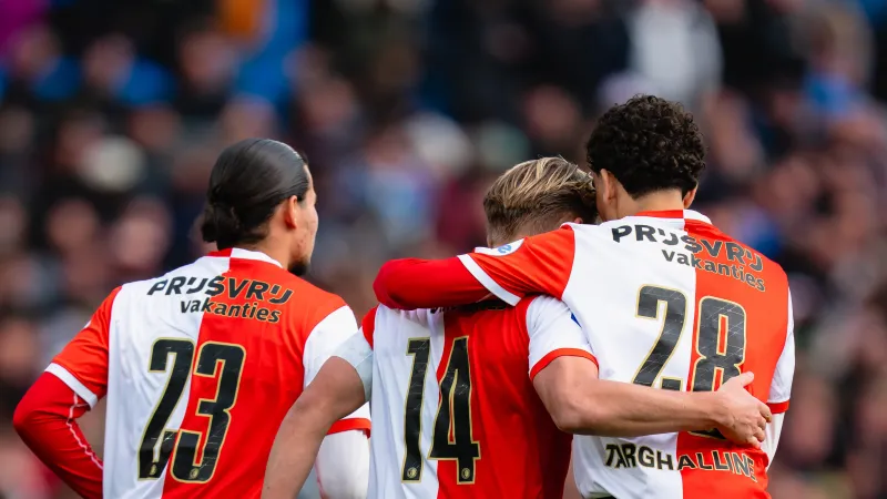 Van Persie: 'Ik begrijp er niks van, eerlijk gezegd'