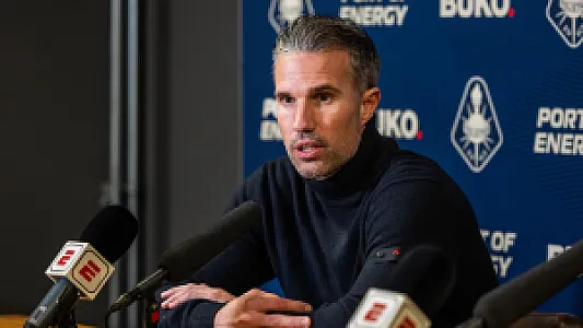 Van Persie: 'Als je naar onze campagne kijkt, heb je die rol niet verdiend'
