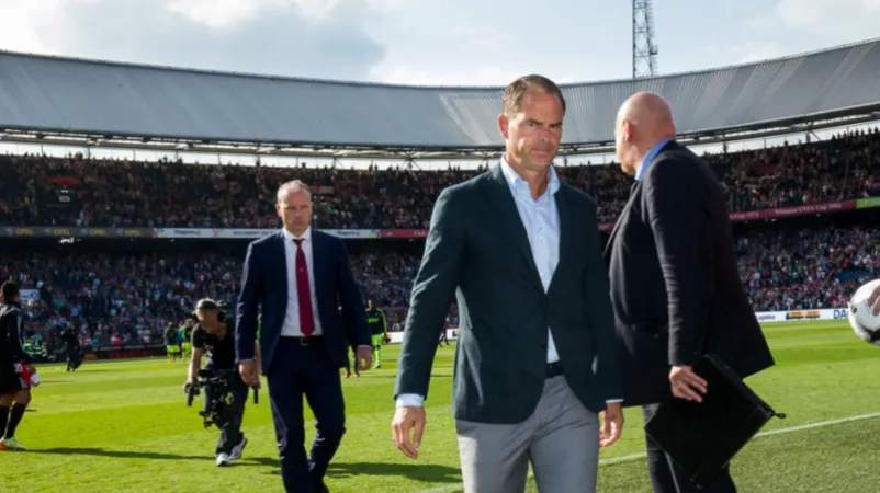 De Boer noemt Feyenoorder: 'Die vind ik eigenlijk een Ajax-voetballer'