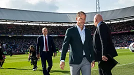 De Boer noemt Feyenoorder: 'Die vind ik eigenlijk een Ajax-voetballer'
