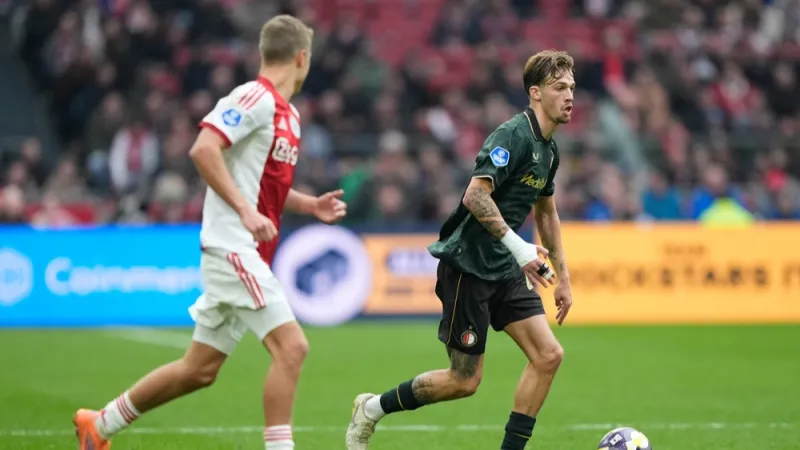 Bischop komt met update over blessure Valente