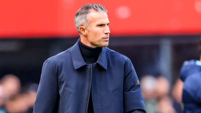 Vermoedelijke opstelling: 'Van Persie moet puzzelen en lijkt flink wat wijzigingen door te voeren'