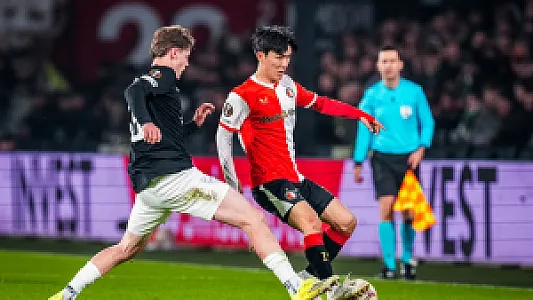 PraatMee | Gaat Feyenoord alsnog de tussenronde van de Europa League bereiken?