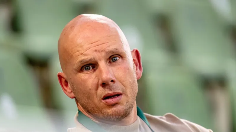 Van Halst over moment met Shaqueel van Persie: 'Dit gaat door merg en been'