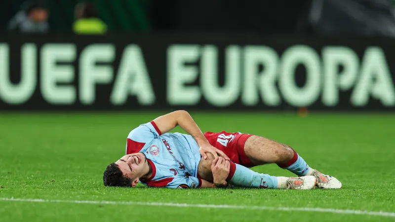 Feyenoord komt met informatie over blessure Van Persie