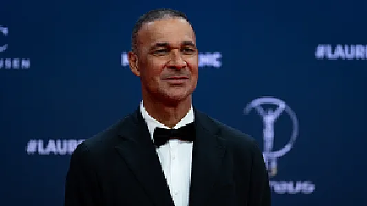 Gullit leeft mee met Van Persie: 'Na zo’n spelerscarrière weet je dat iedereen meekijkt'