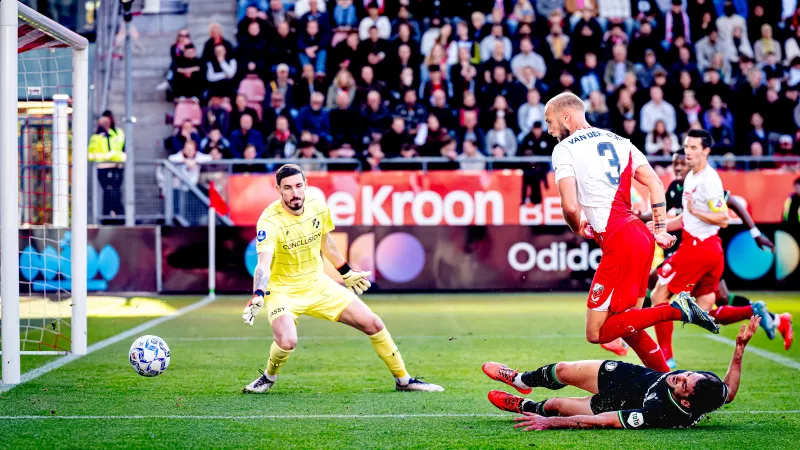 DE TEGENSTANDER | Donkere dagen in de Domstad