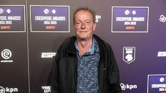 Westerman: 'De chemie tussen Van Persie en de spelersgroep is nog ver weg'