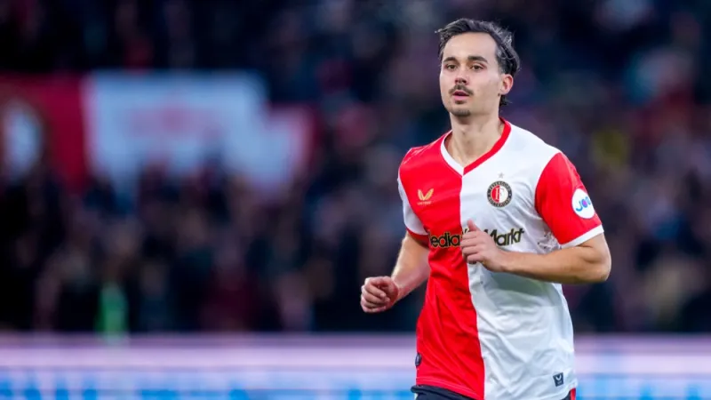 Deijl lacht na vraag over Sterling: 'Dat gesprek gaan we nog voeren denk ik'