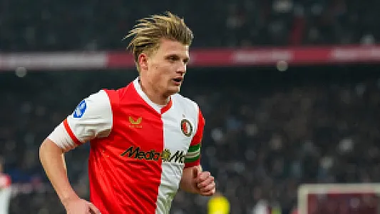 Feyenoord komt met medische update over Steijn en Targhalline
