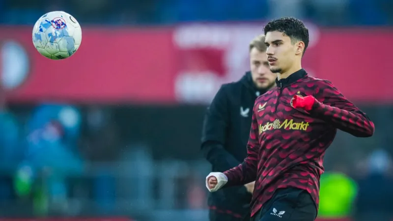Van Persie: 'Dat is wel saai, maar het gaat goed'