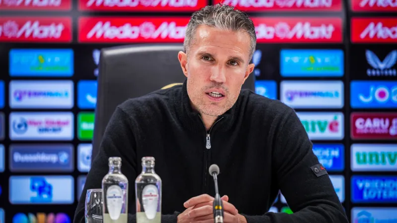 Analisten loven uitstraling Van Persie