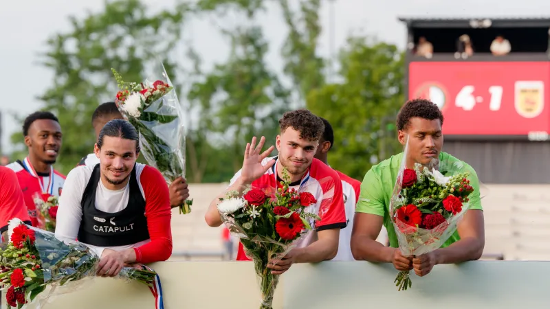 Ontwikkeling bij aanvaller: 'De hand van Robin van Persie?'