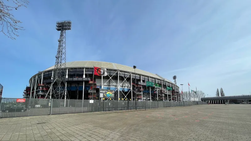 Beslissende vergadering over eenwording Feyenoord en De Kuip mogelijk uitgesteld