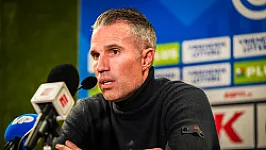 Journalisten zetten vraagtekens bij beleving Van Persie