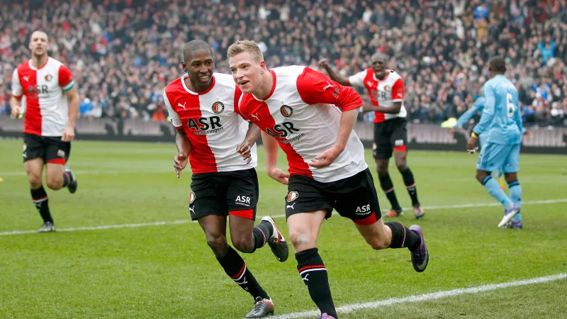 HISTORIE | 'Driedetti' zet De Kuip in vuur en vlam