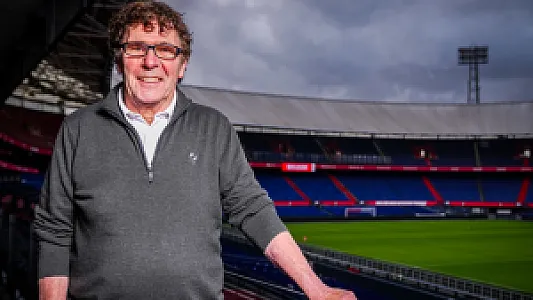 'Ricky Kruys hoopt over twee weken dat Sterling tegen zijn FC Volendam speelt en niet Leo Sauer'