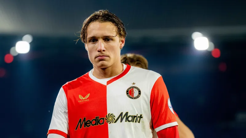 INTERLANDPERIODE | Van den Elshout maakt een hattrick